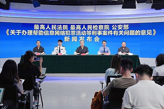 11月14日比特币与以太坊行情解读：市场震荡中的机遇与挑战