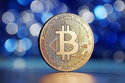 11.22 加密货币市场的告别与重生：一位传奇落幕后的投资思考
